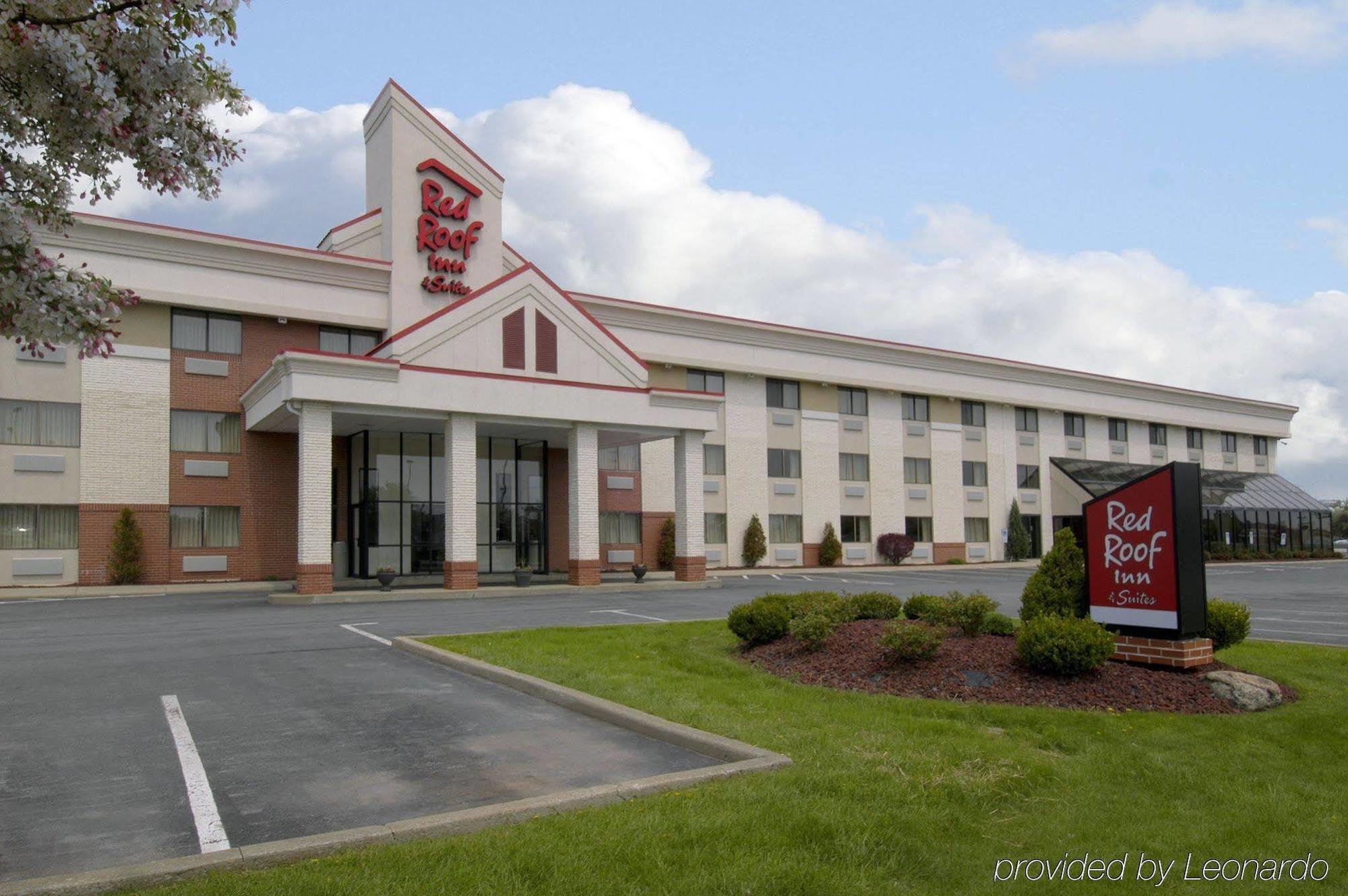 Red Roof Inn & Suites Cleveland - Elyria Exterior foto